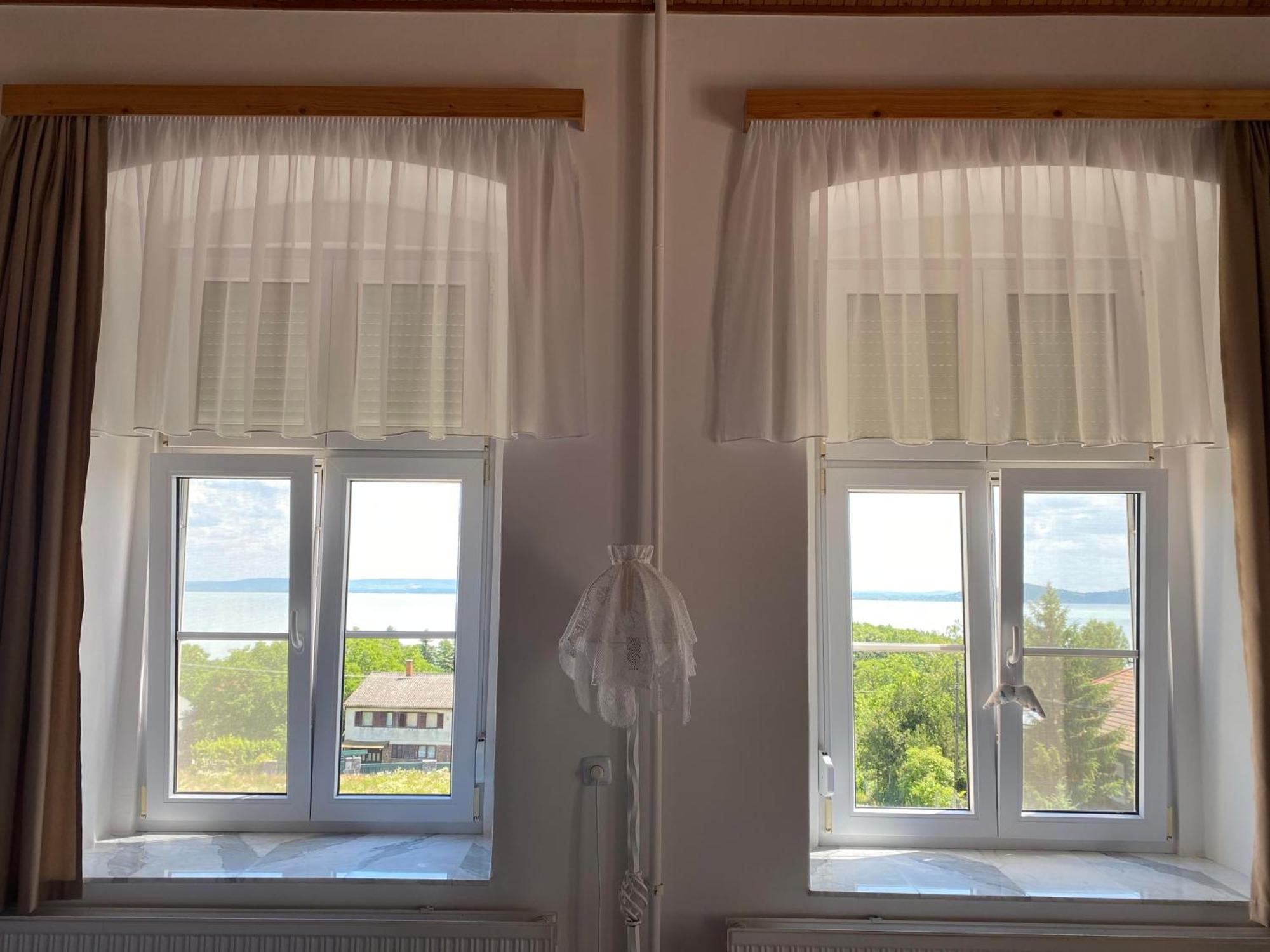 Bacchus Apartman - Borbarlang, Badacsony Badacsonytomaj Esterno foto