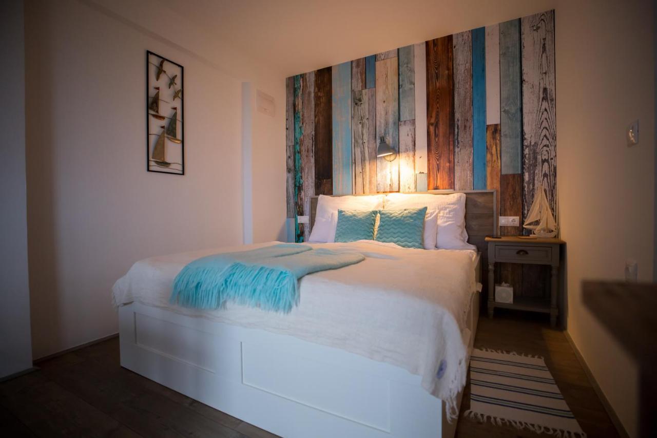 Bacchus Apartman - Borbarlang, Badacsony Badacsonytomaj Esterno foto